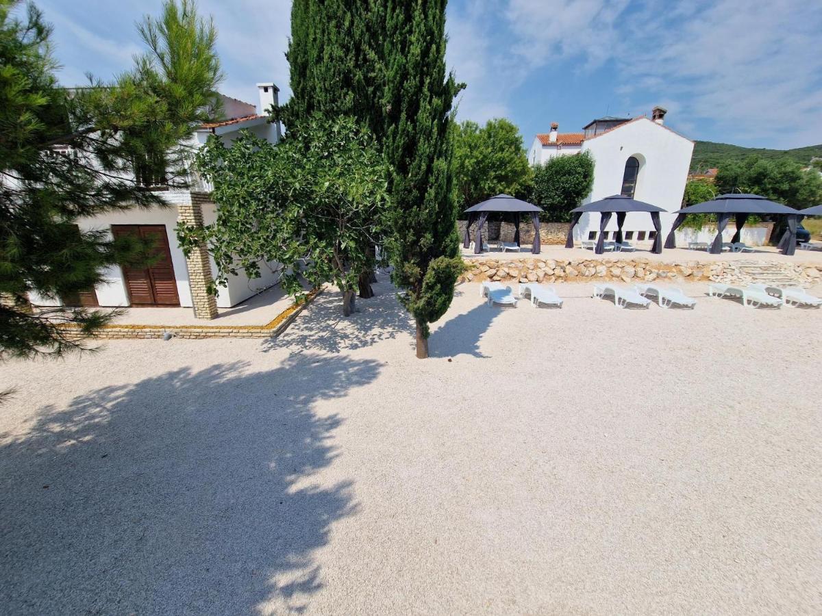 5 Meters From The Sea With Private Beach - 70M2 Colibri Sunset Apartments سفيتي بيتار المظهر الخارجي الصورة